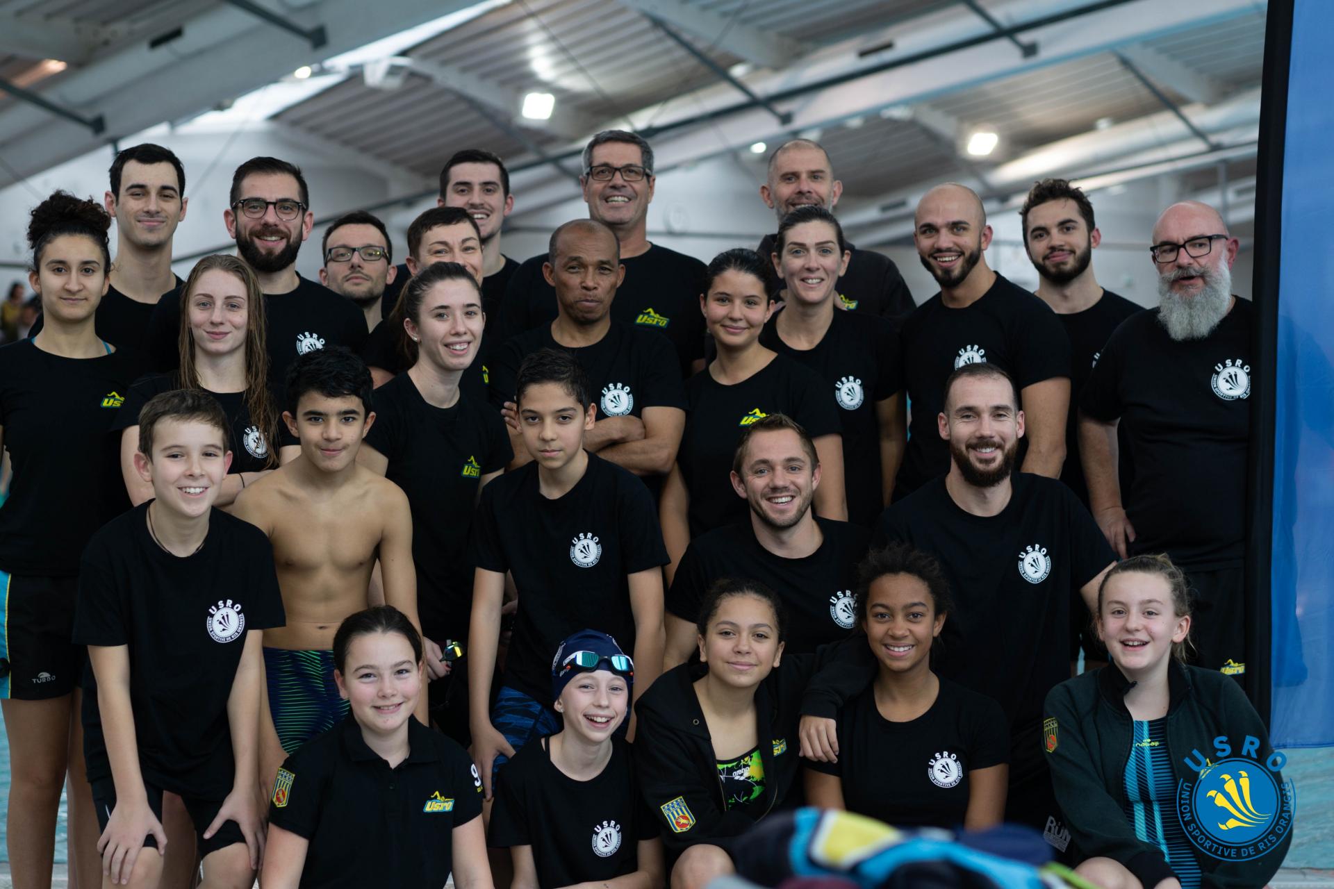 Photo groupes interclubs 2019 avec logo usro